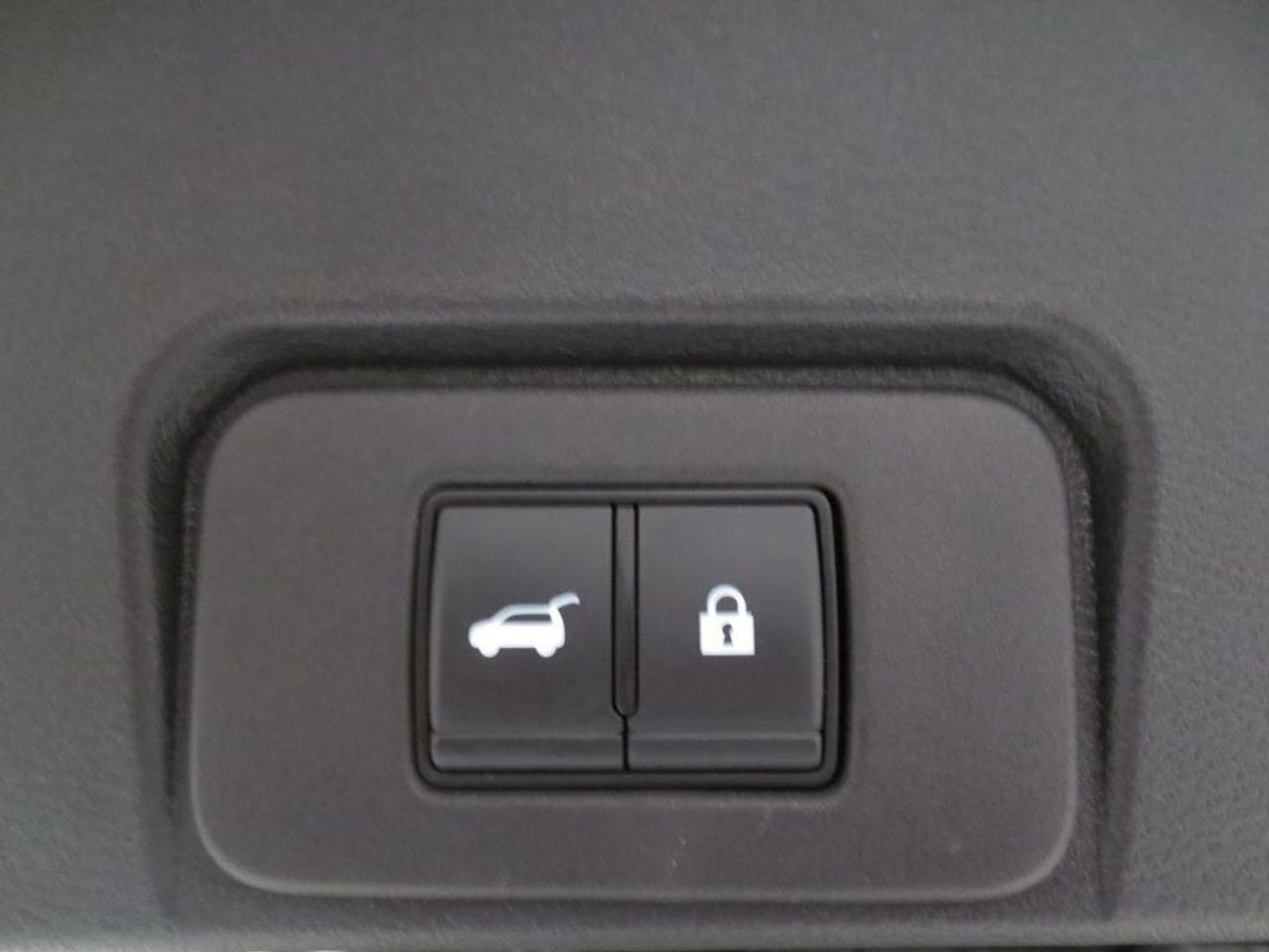 Nissan X-Trail 1.5 e-4ORCE Tekna 4x4 AT 157 kW (213 CV)