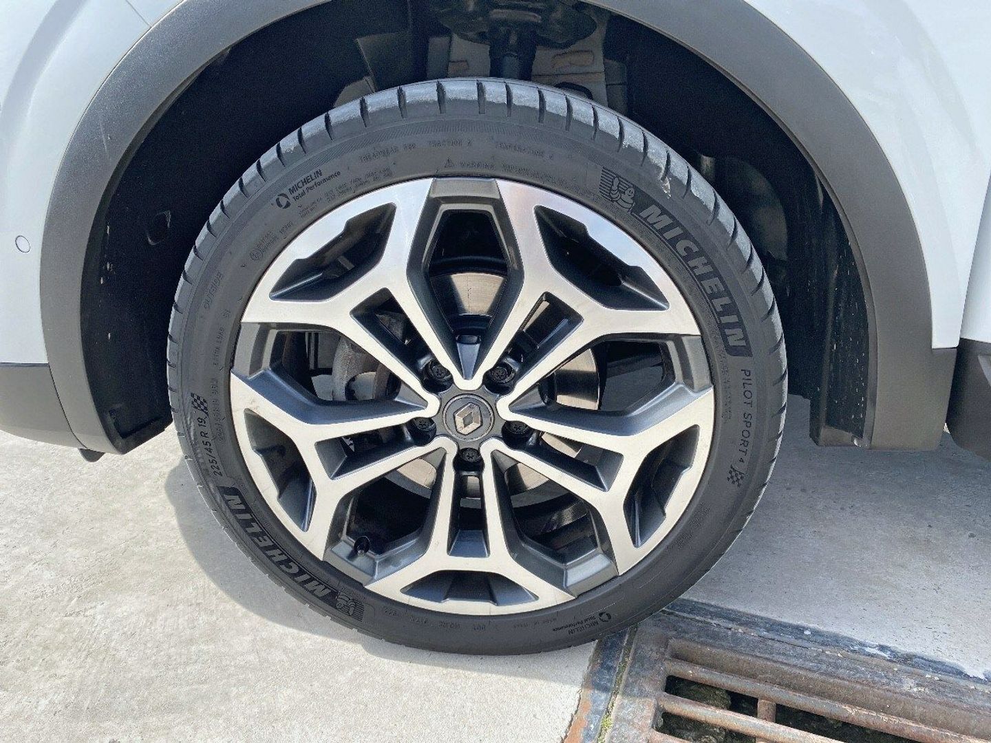 Renault Kadjar Techno TCe GPF 103 kW (140 CV) EDC
