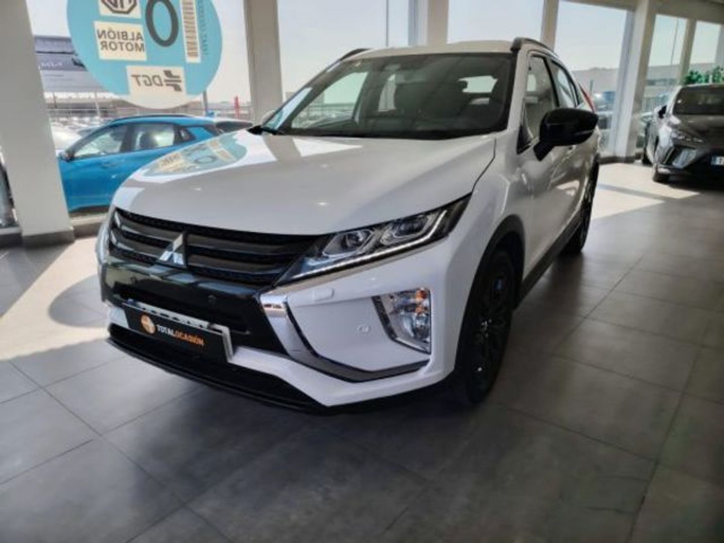 Mitsubishi Eclipse Cross 150T Motion Black Edition CVT 120 kW (163 CV) Blanco All Terrain / Pick-up