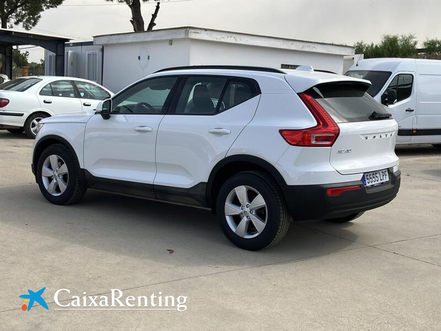 Volvo XC40 T3 Momentum Core Auto 120 kW (163 CV)
