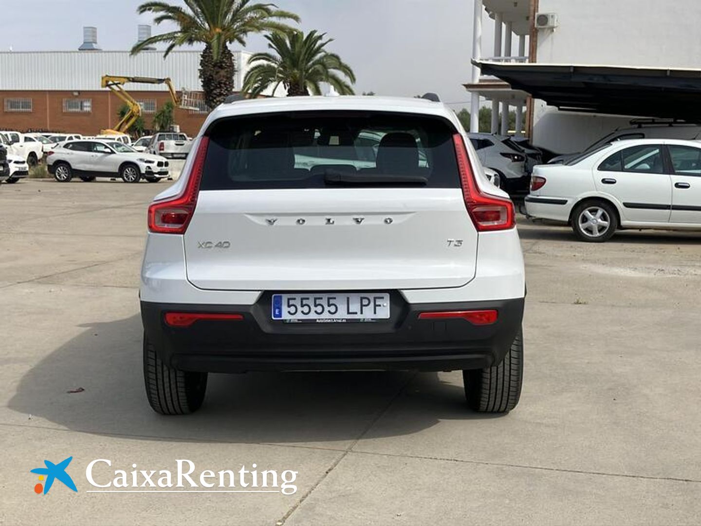 Volvo XC40 T3 Momentum Core Auto 120 kW (163 CV)
