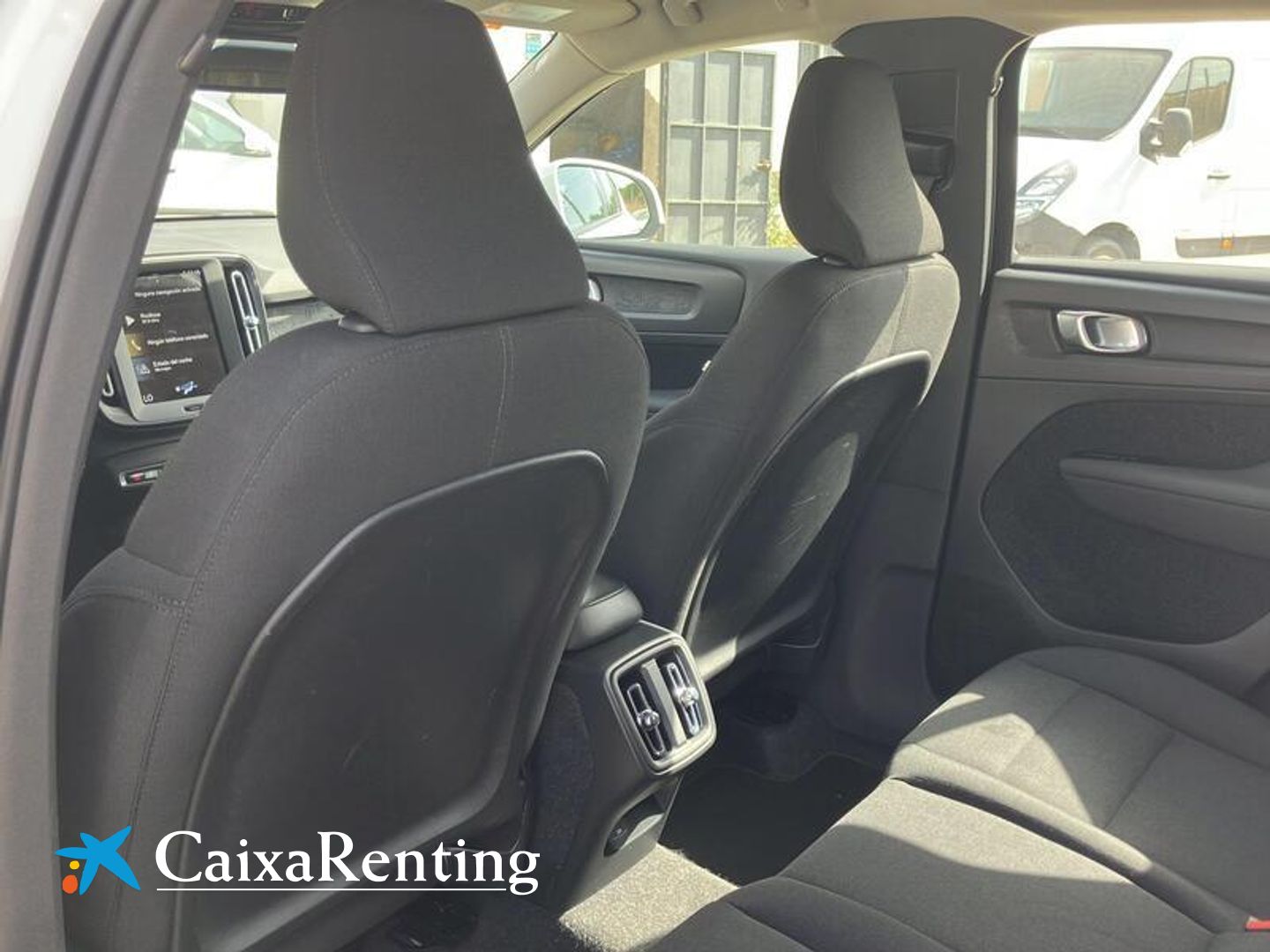 Volvo XC40 T3 Momentum Core Auto 120 kW (163 CV)