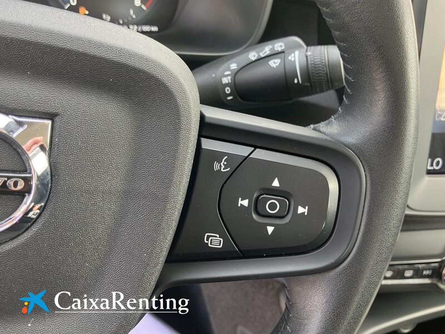 Volvo XC40 T3 Momentum Core Auto 120 kW (163 CV)