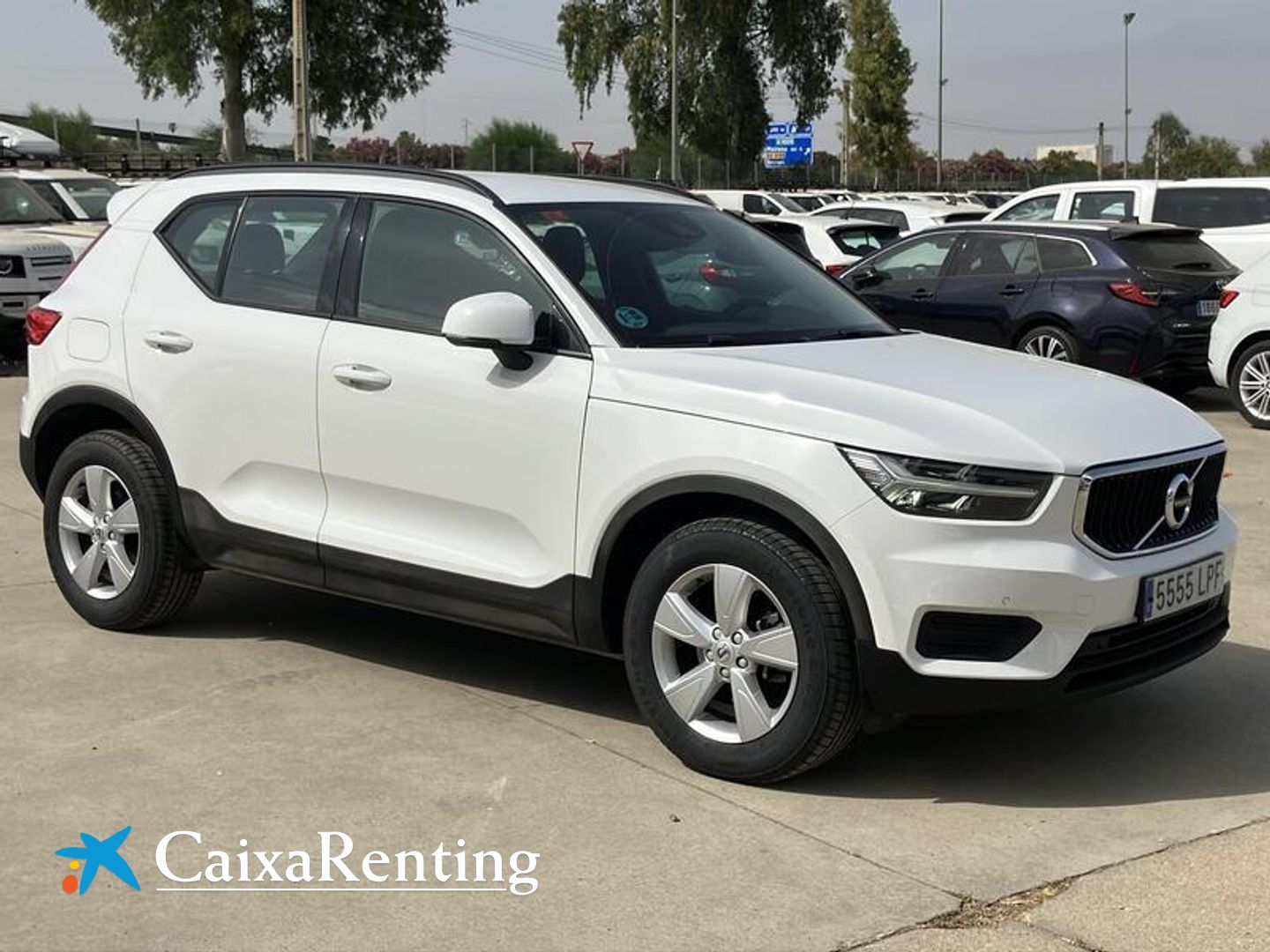 Volvo XC40 T3 Momentum Core Auto 120 kW (163 CV)