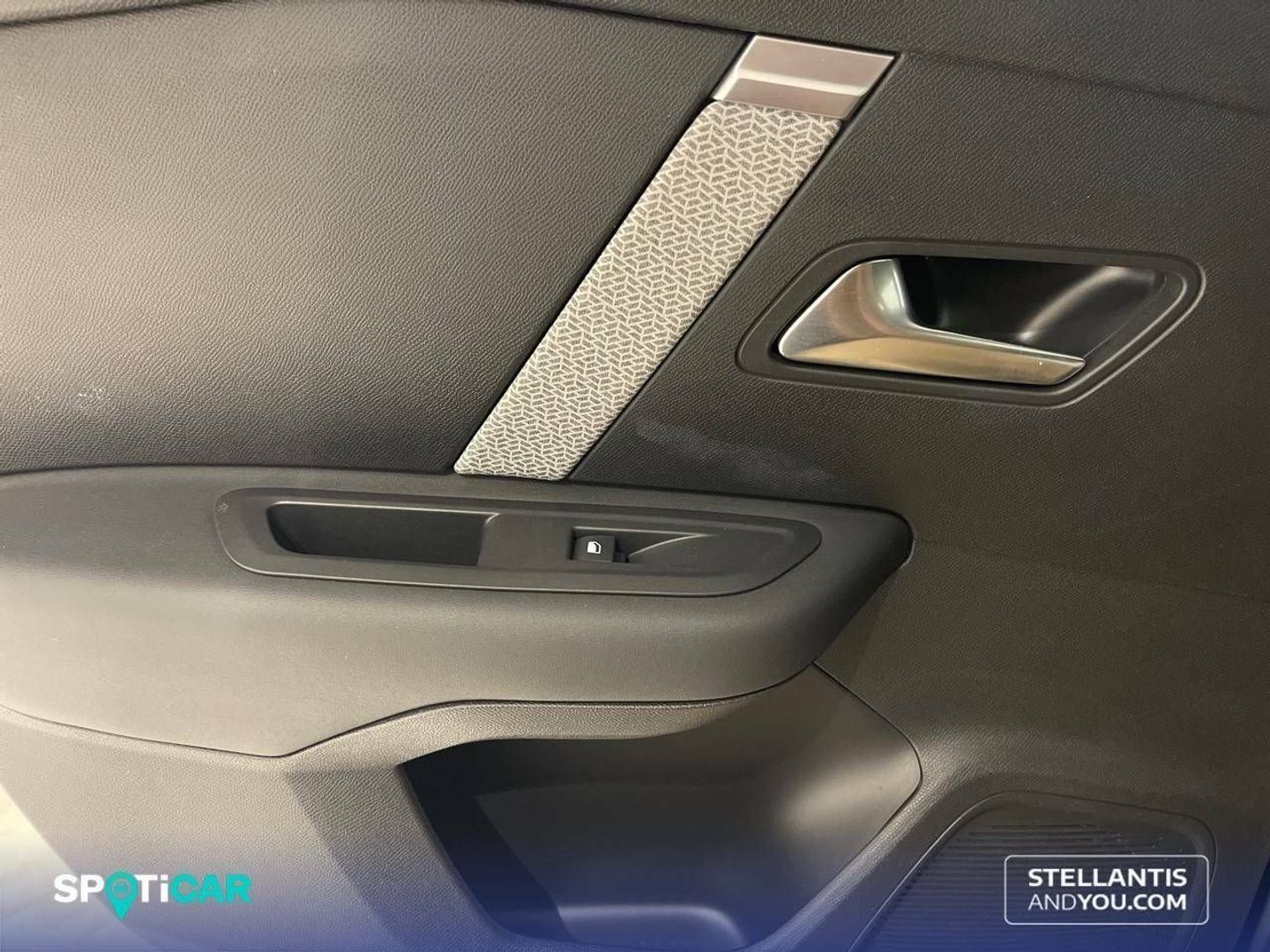 Citroen C4 BlueHDi 130 S&S Plus EAT8 96 kW (131 CV)