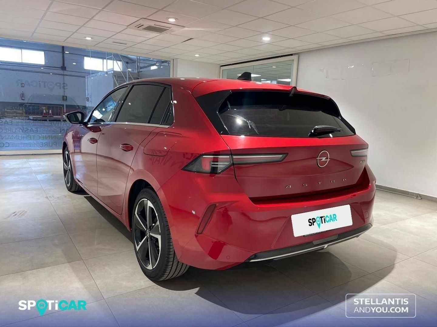 Opel Astra 1.6T PHEV Elegance Auto 133 kW (181 CV)