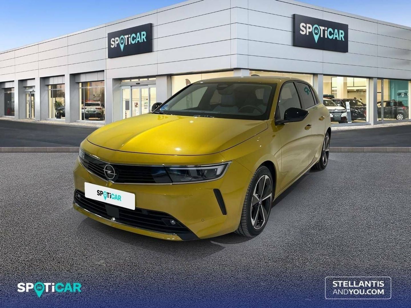 Opel Astra 1.6T PHEV Elegance Auto 133 kW (181 CV) Amarillo Sedan