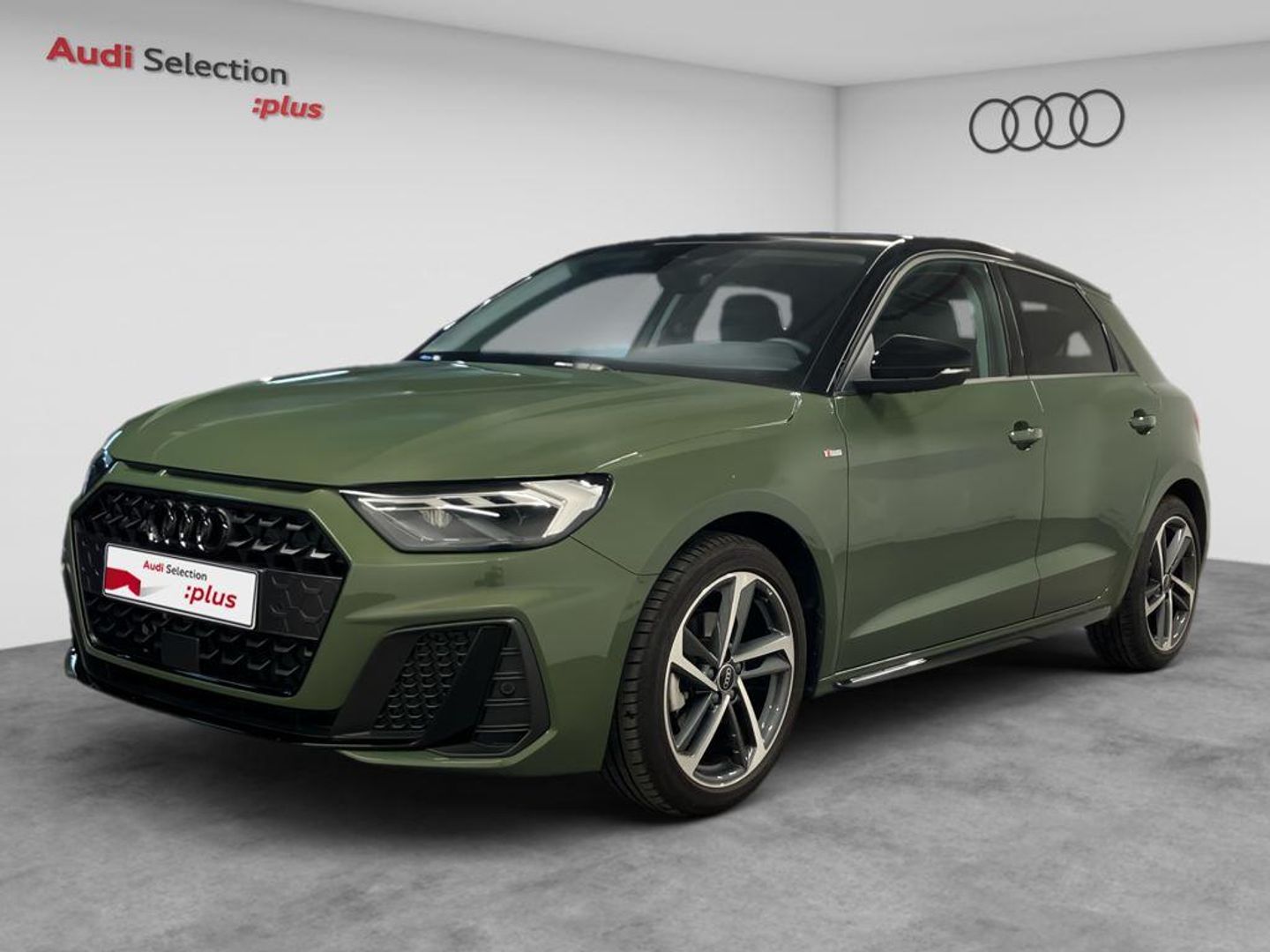 Audi A1 Sportback Adrenalin Black edition 30 TFSI 85 kW (116 CV) S tronic Verde Sedan