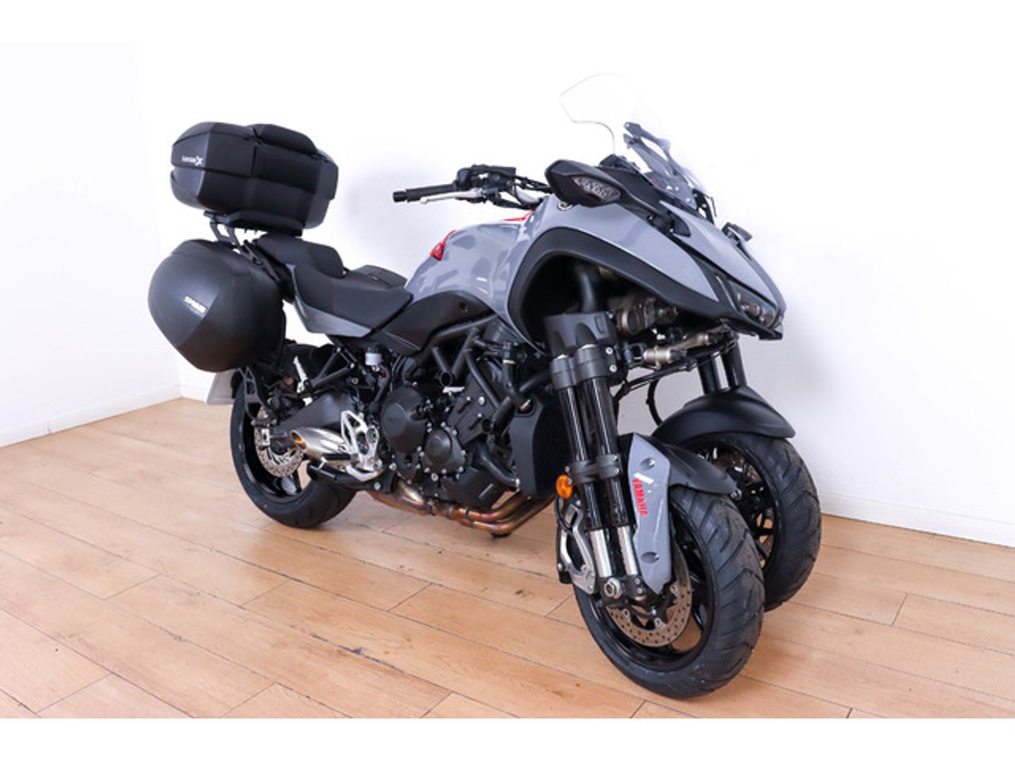 Yamaha Niken 850 GT