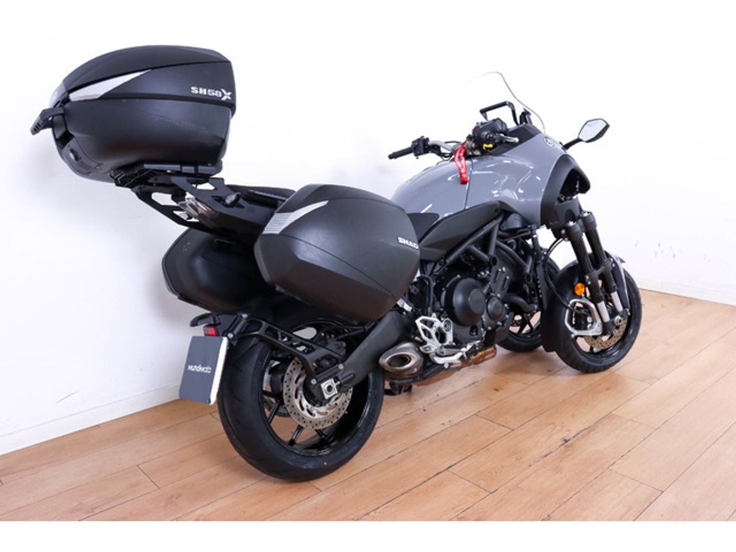 Yamaha Niken 850 GT