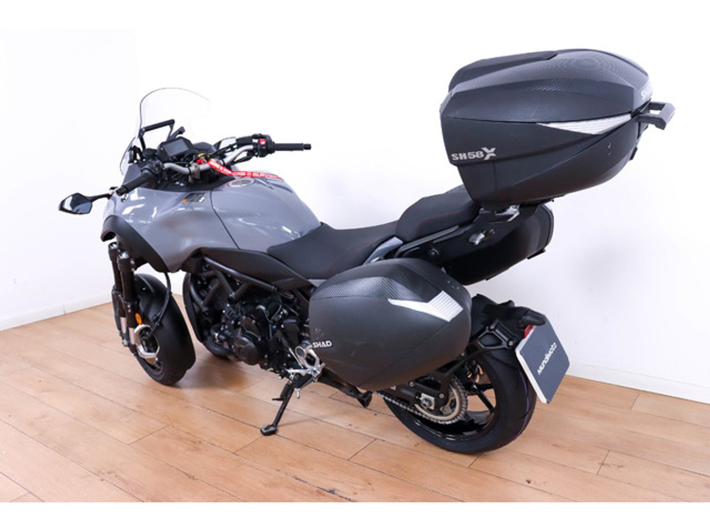 Yamaha Niken 850 GT
