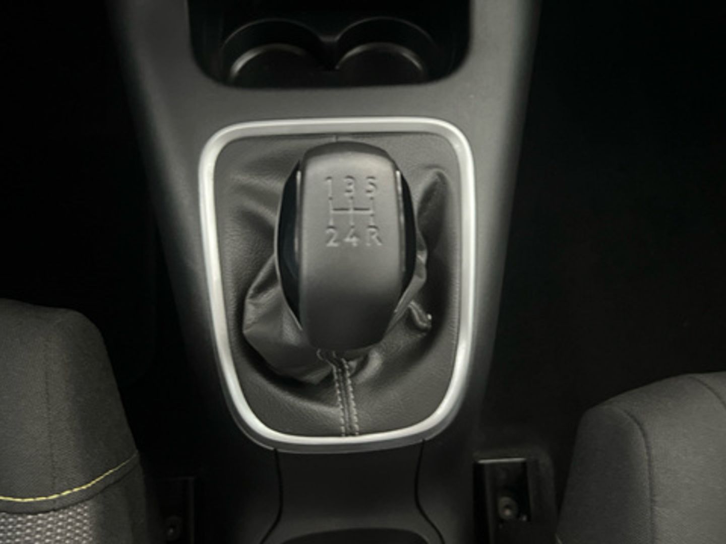 Citroen C3 PureTech 82 C-Series 61 kW (83 CV)