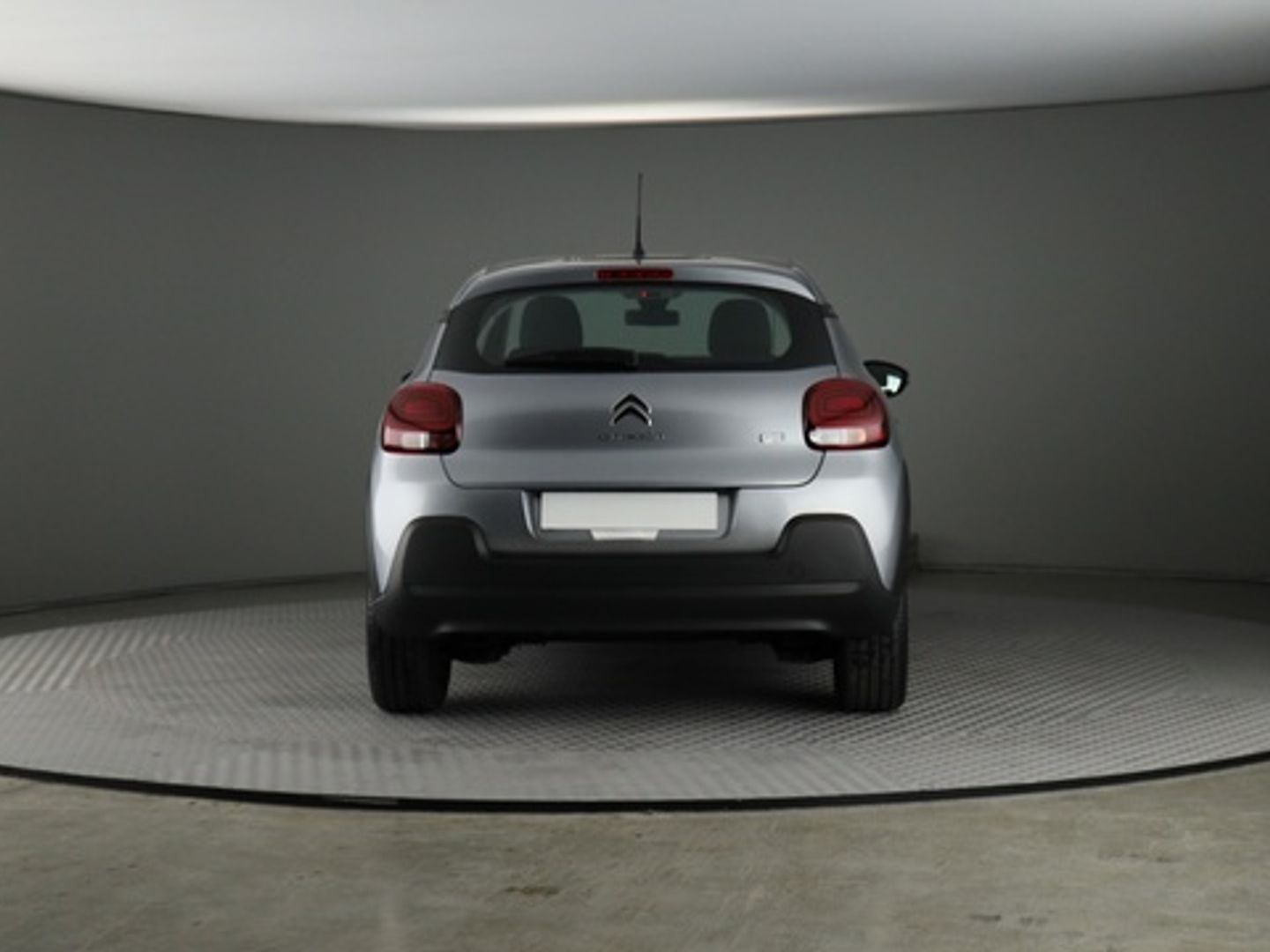 Citroen C3 PureTech 82 C-Series 61 kW (83 CV)