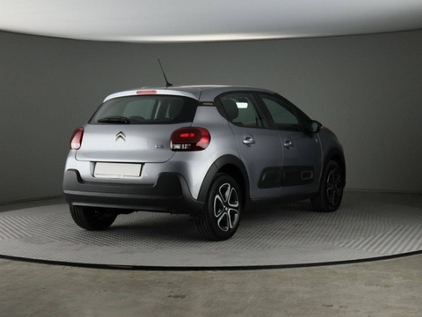 Citroen C3 PureTech 82 C-Series 61 kW (83 CV)