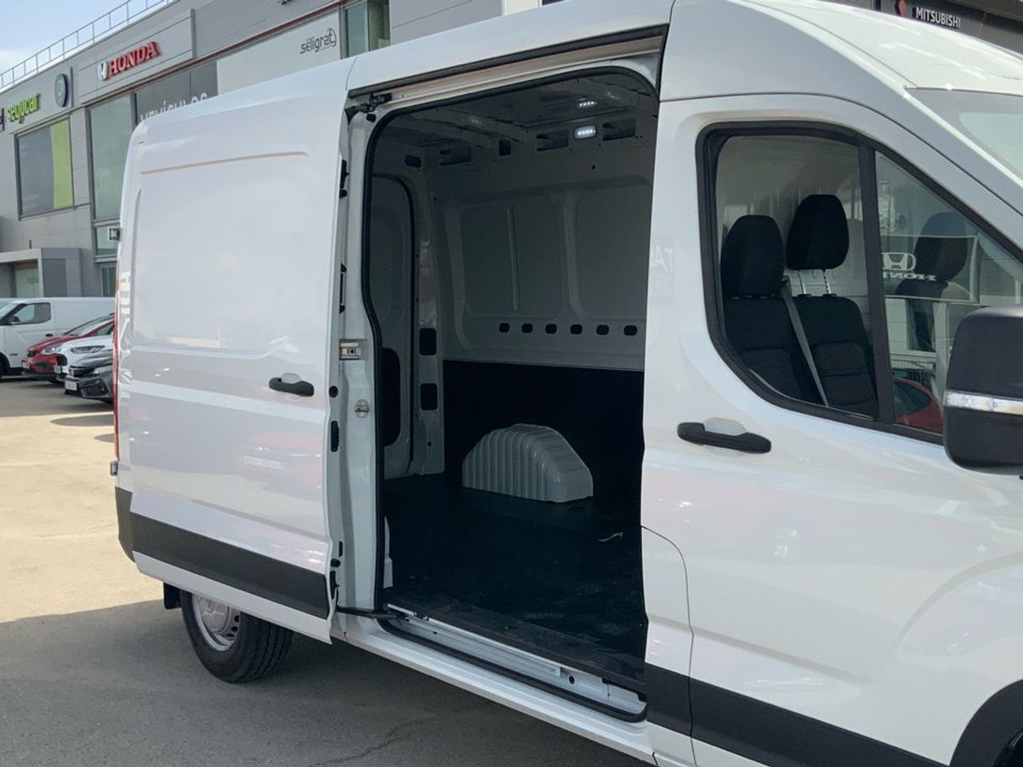 MAXUS Deliver 9 Furgón 2.0D L3H2 110 kW (150 CV)