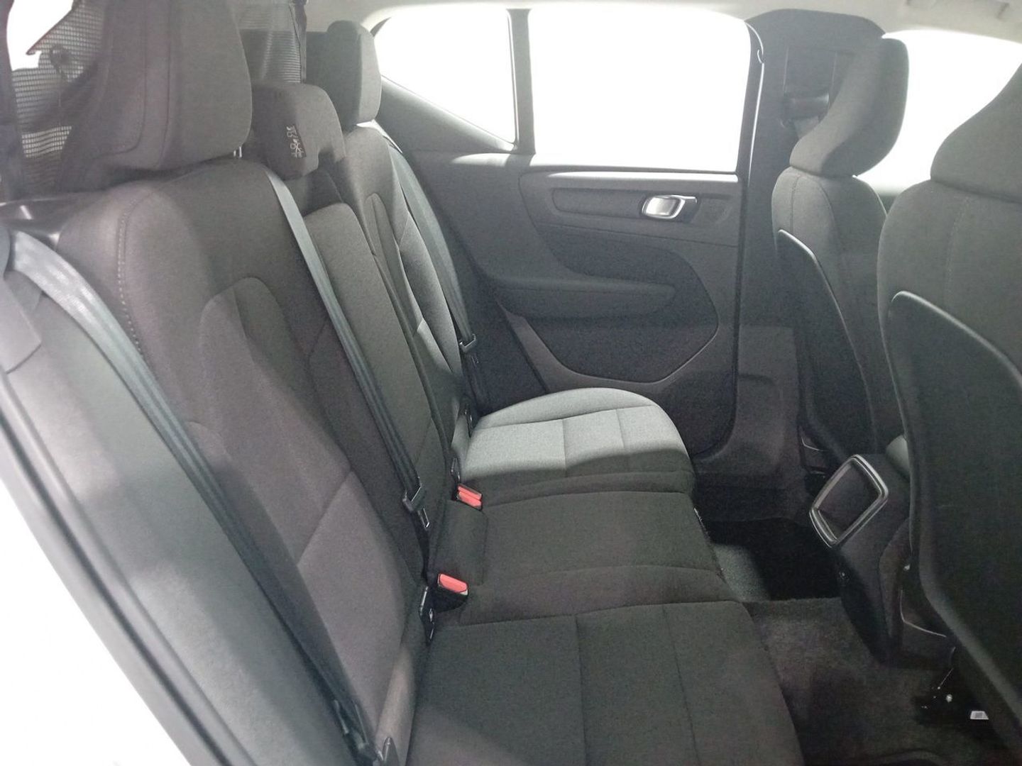 Volvo XC40 T2 Momentum Core 95 kW (129 CV)
