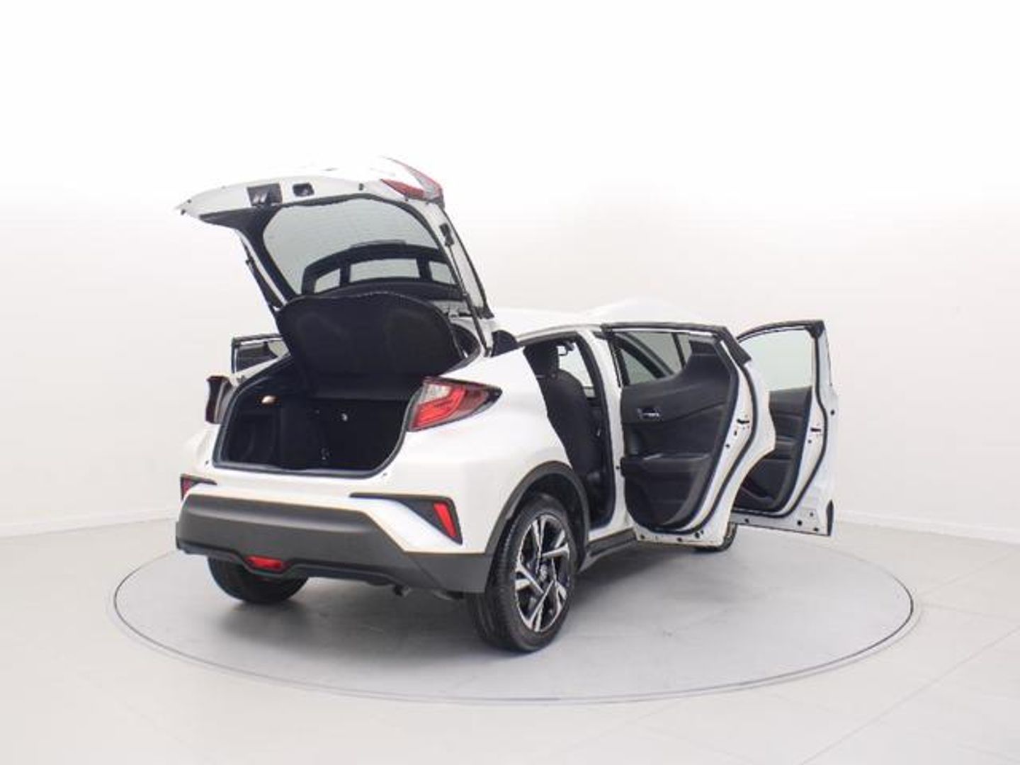 Toyota C-HR 1.8 125H Advance 90 kW (122 CV)