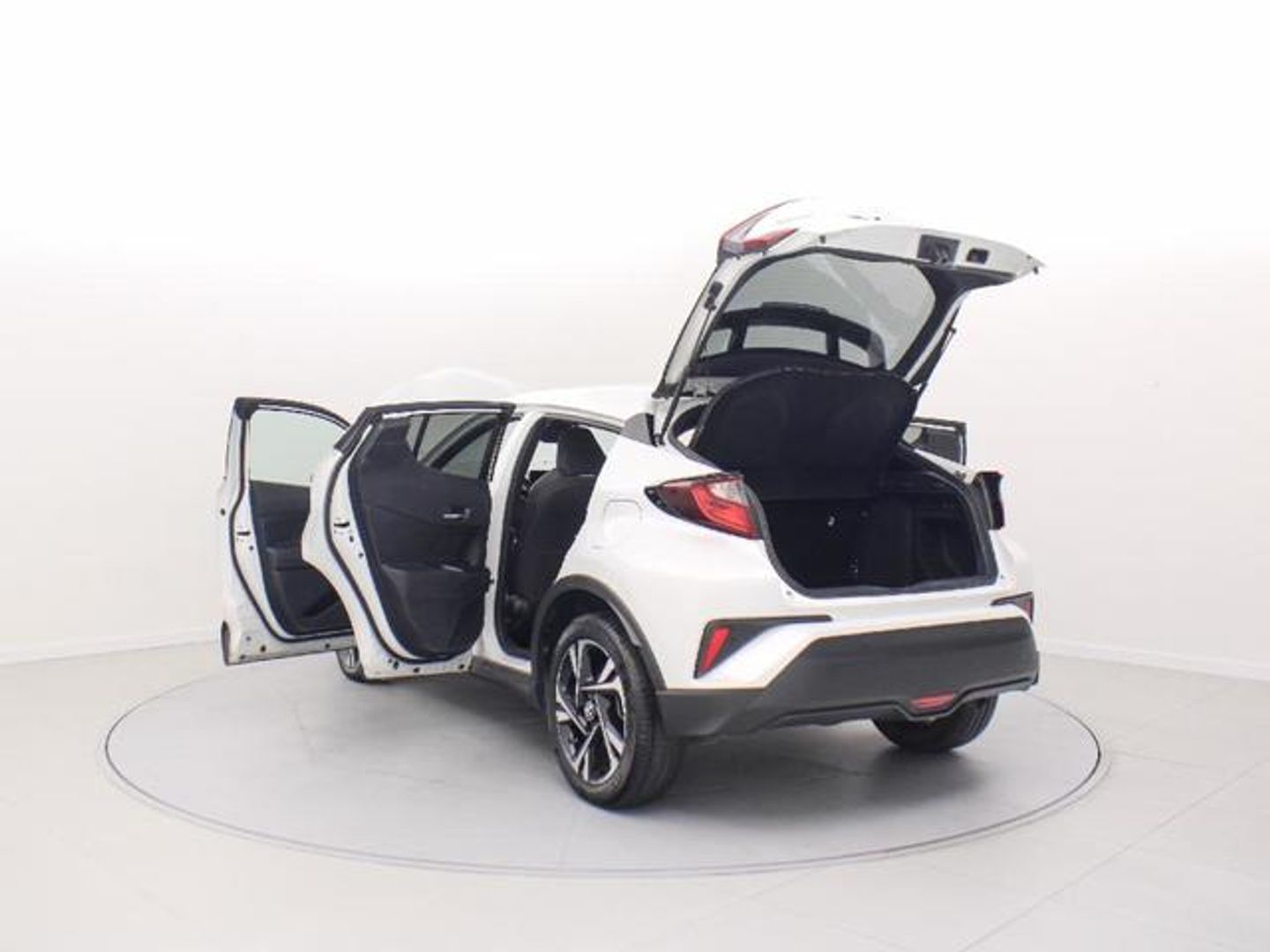 Toyota C-HR 1.8 125H Advance 90 kW (122 CV)