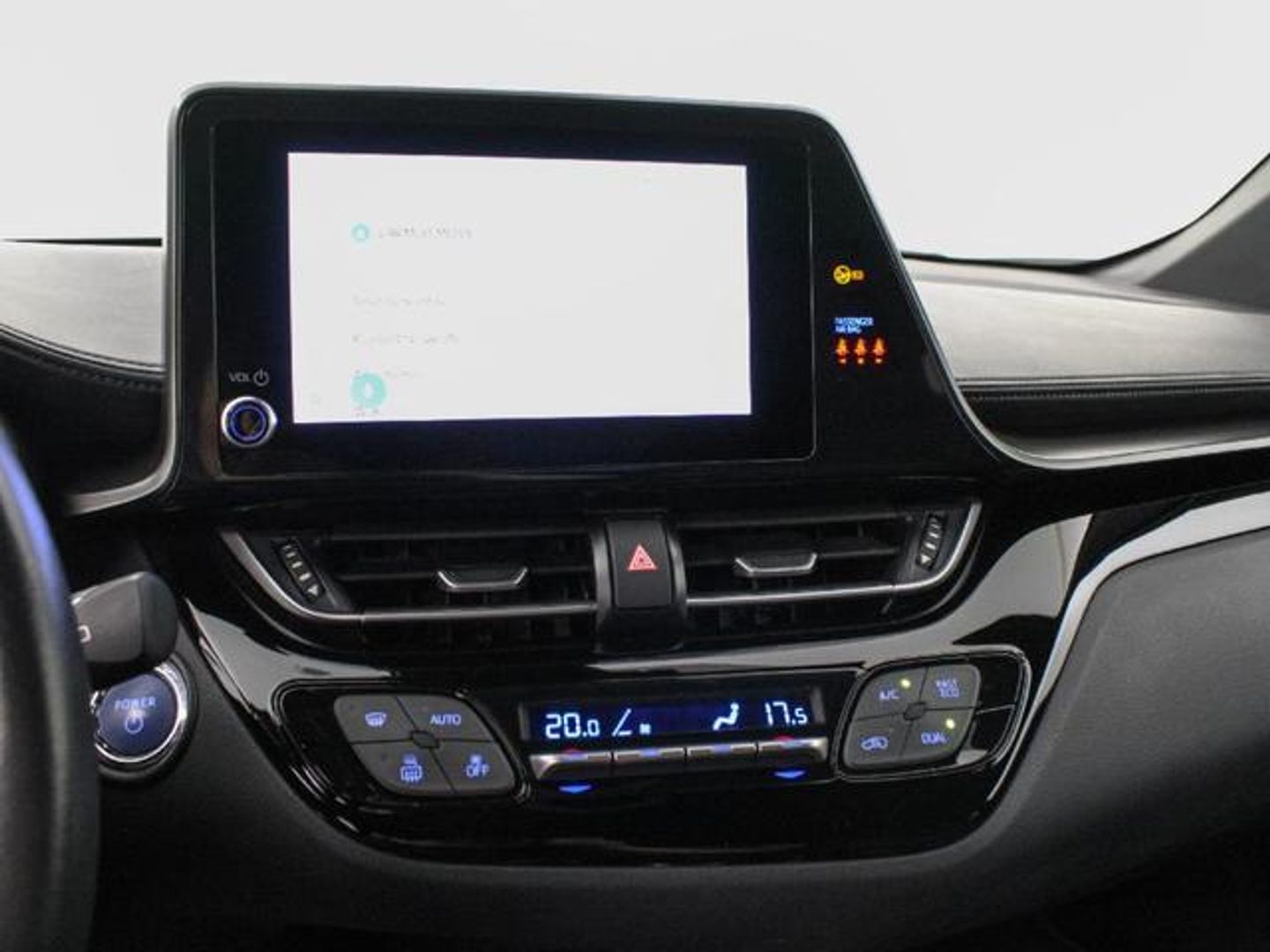 Toyota C-HR 1.8 125H Advance 90 kW (122 CV)