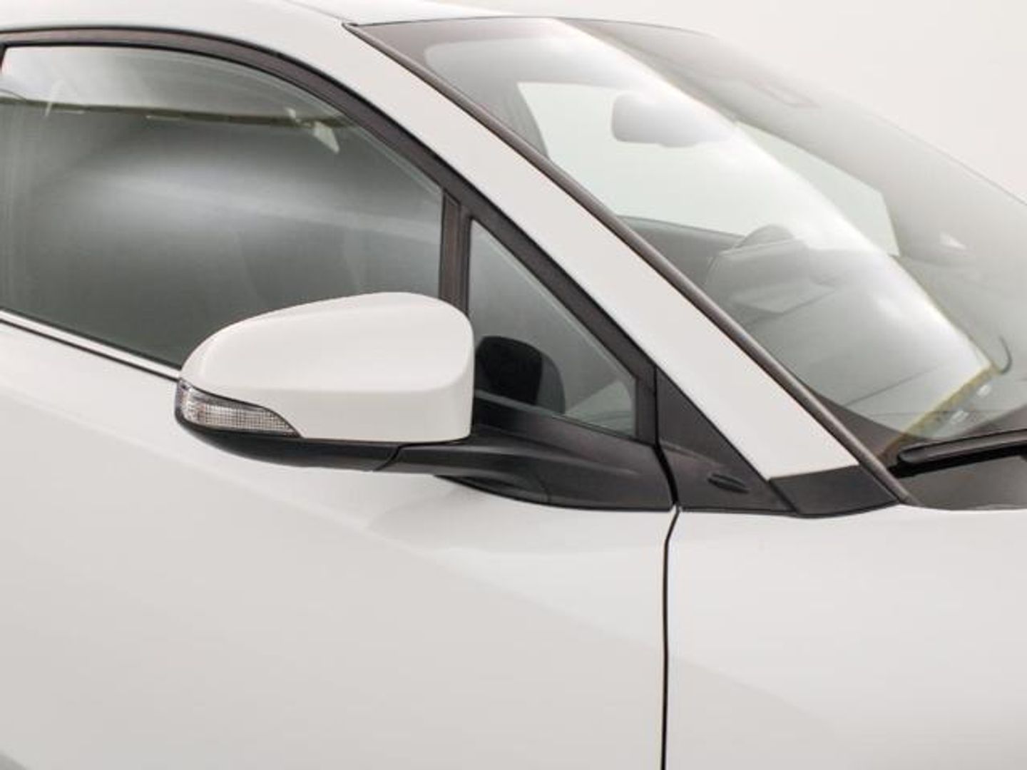 Toyota C-HR 1.8 125H Advance 90 kW (122 CV)