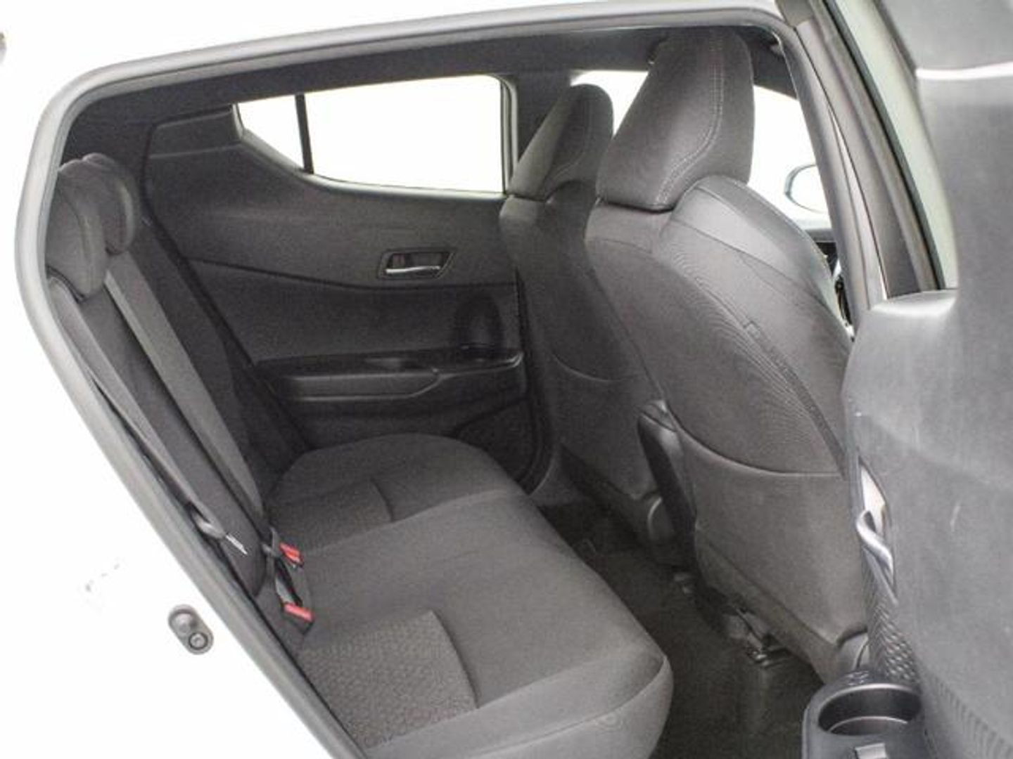 Toyota C-HR 1.8 125H Advance 90 kW (122 CV)