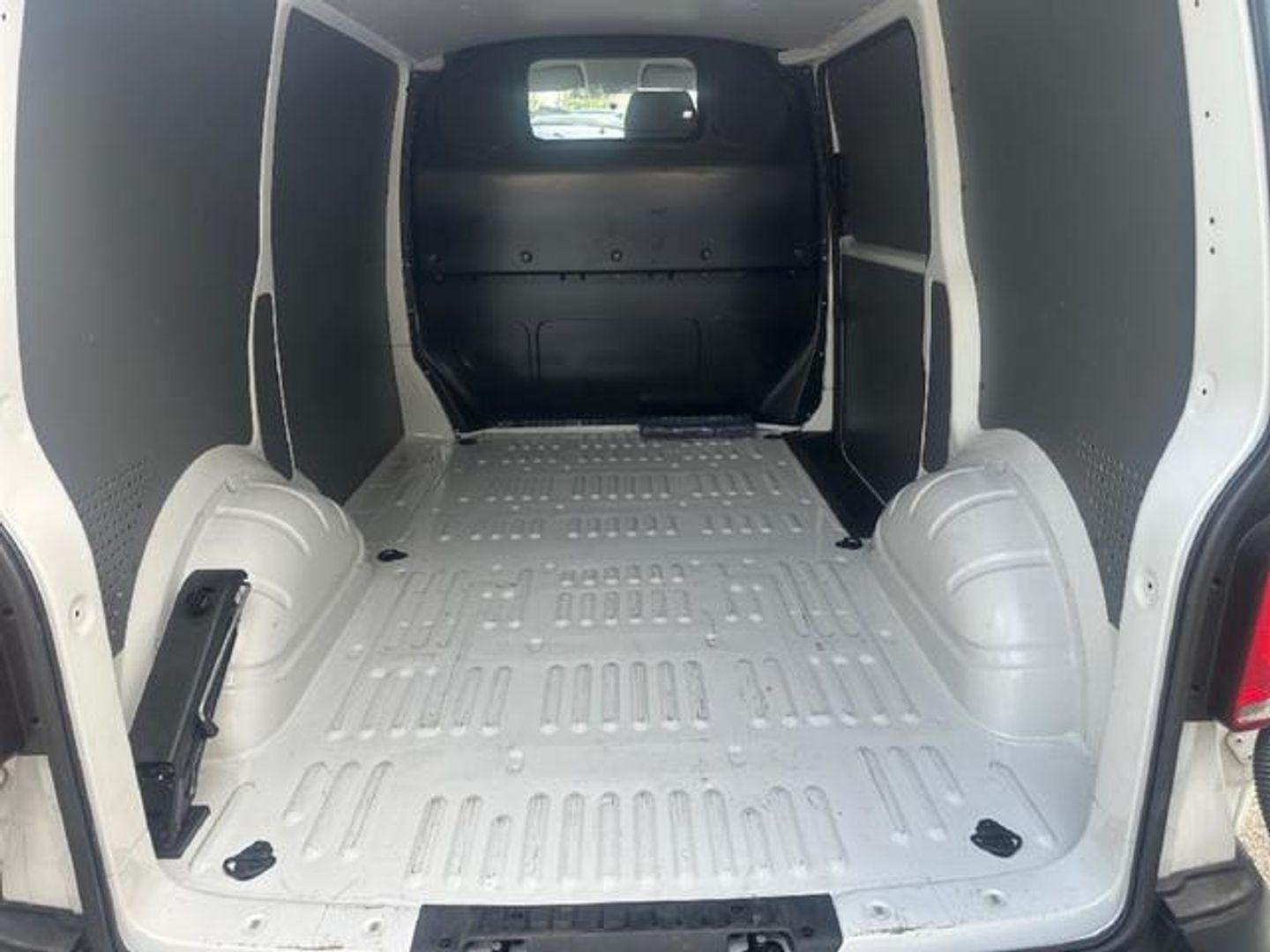 Volkswagen Transporter Furgon Batalla Corta TN 2.0 TDI 81 kW (110 CV)