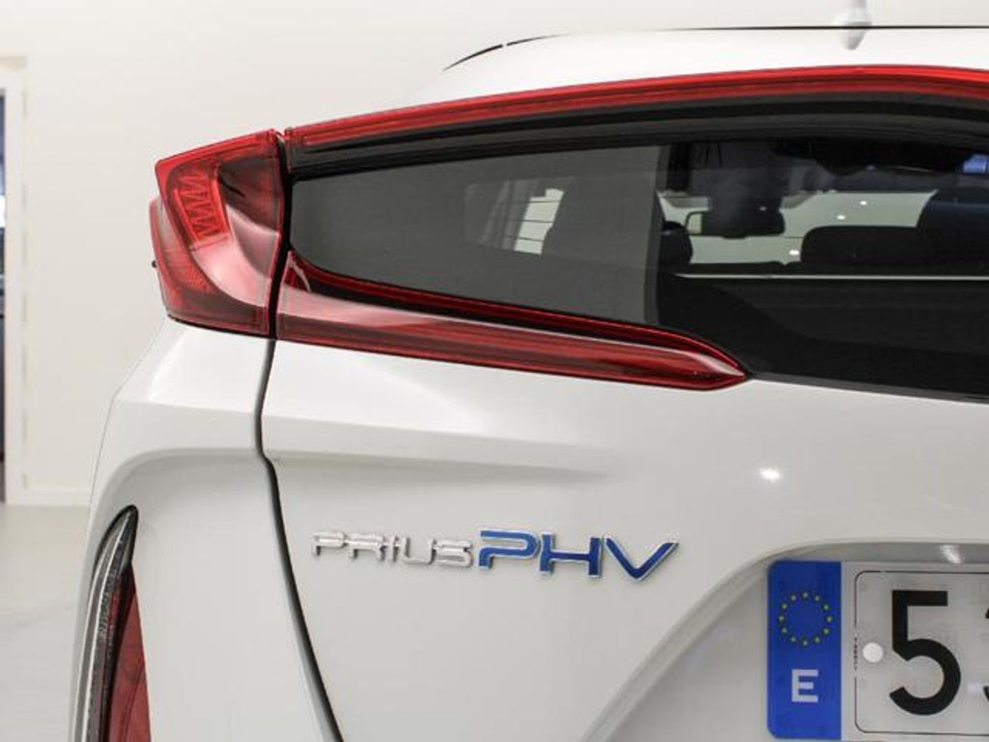 Toyota Prius 1.8 Plug-In 125PH Advance 90 kW (122 CV)