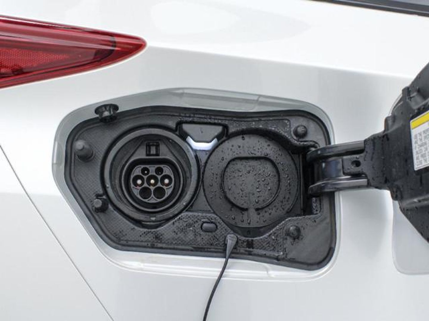 Toyota Prius 1.8 Plug-In 125PH Advance 90 kW (122 CV)