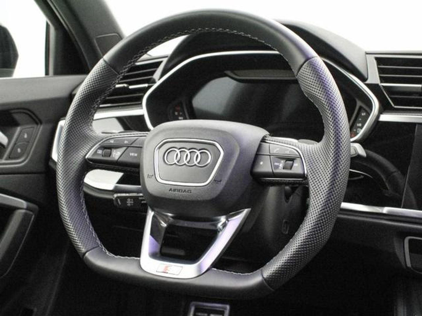 Audi Q3 Black line 35 TDI 110 kW (150 CV) S tronic