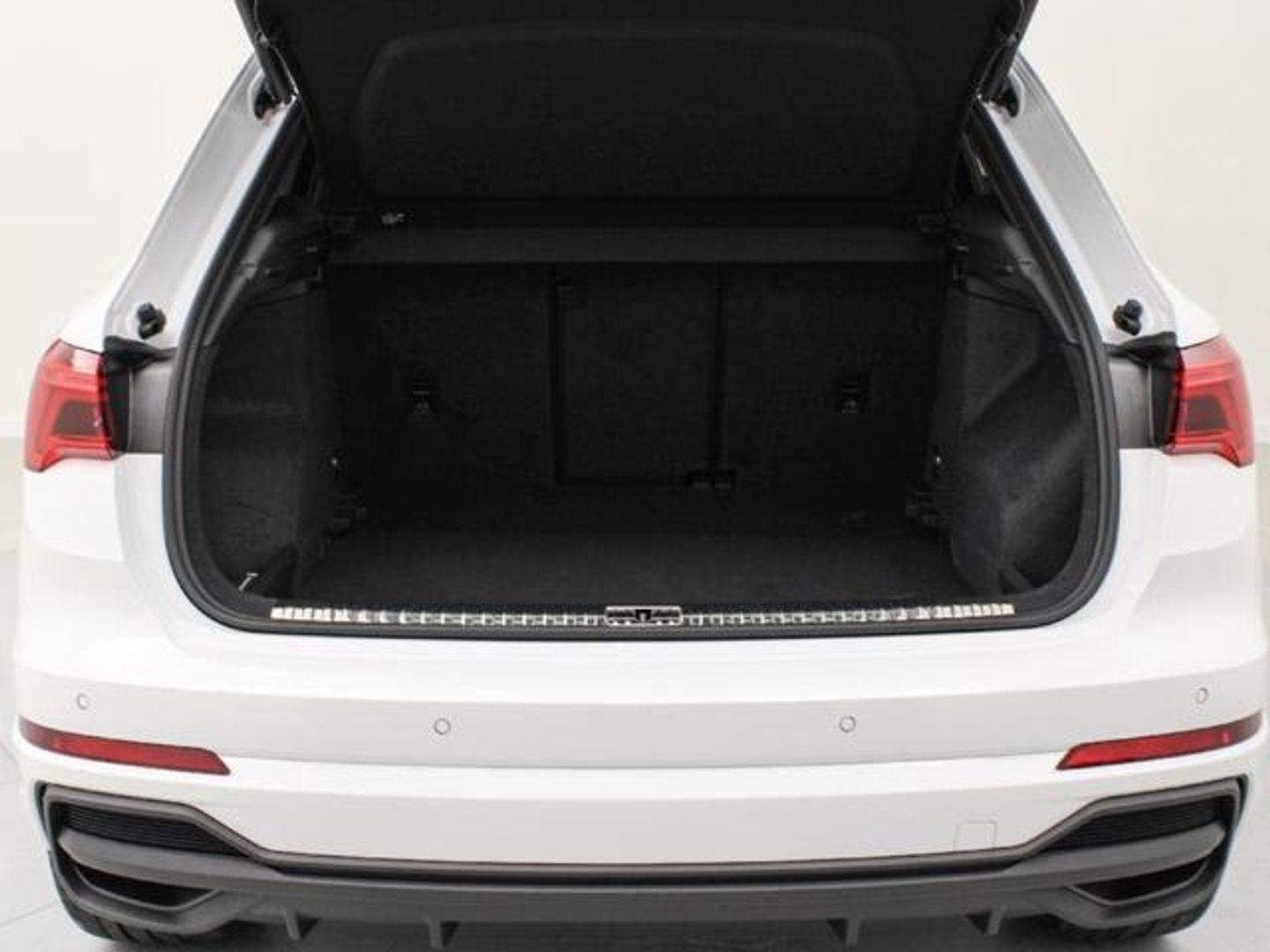 Audi Q3 Black line 35 TDI 110 kW (150 CV) S tronic