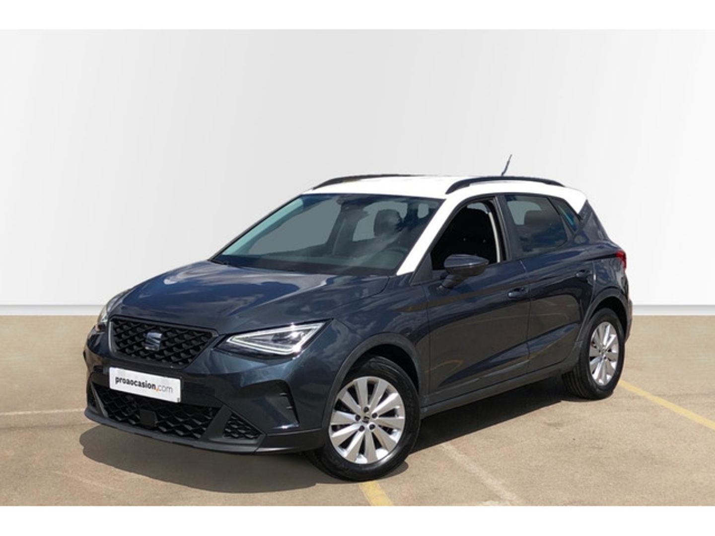 SEAT Arona 1.0 TSI Style Plus 81 kW (110 CV) Gris SUV