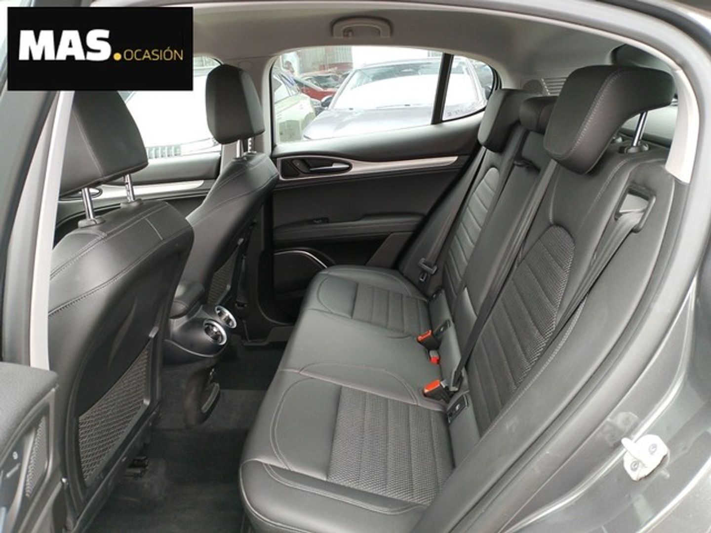 Alfa Romeo Stelvio 2.2 Diesel Sprint RWD 140 kW (190 CV)