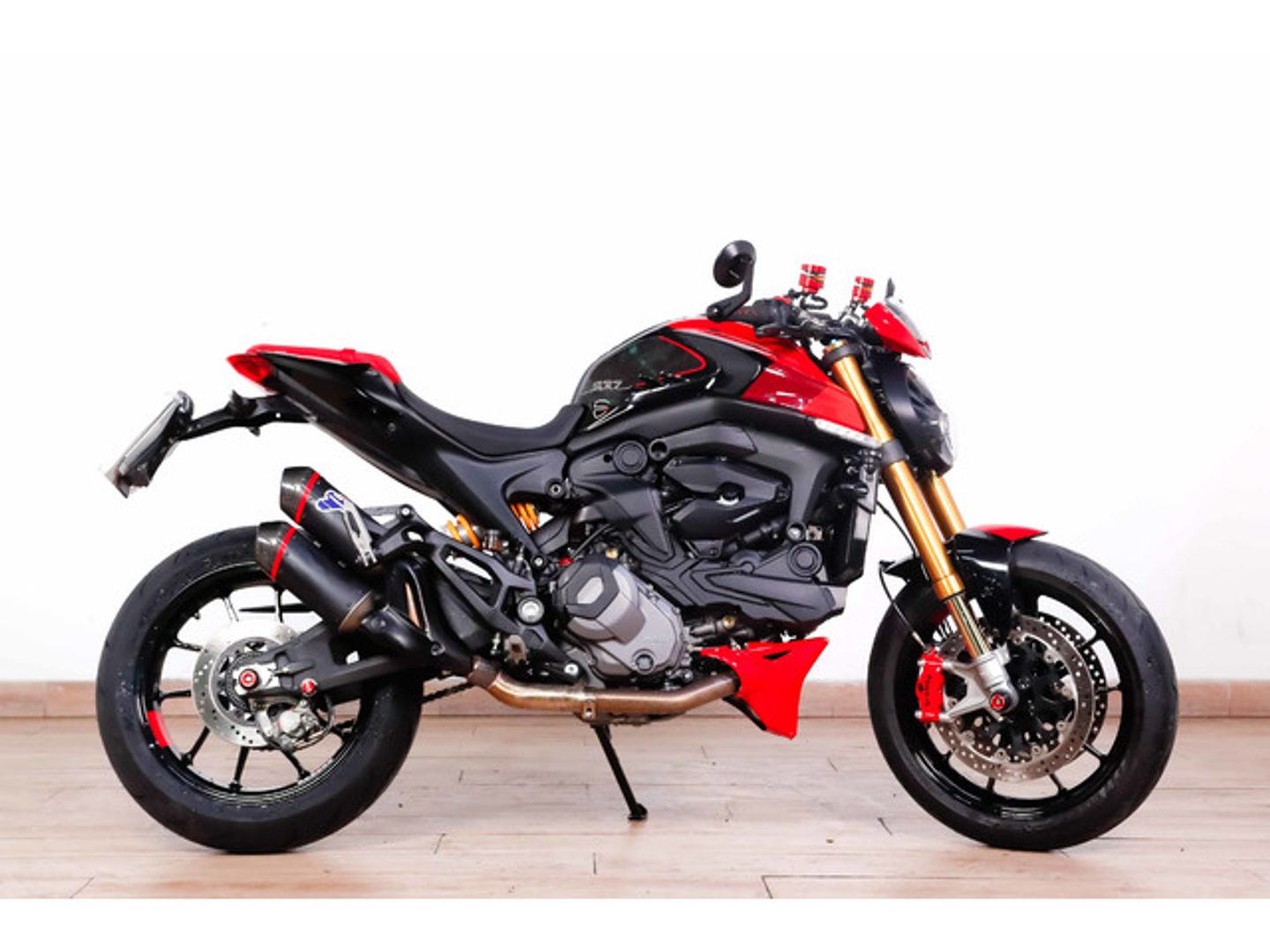 Ducati Monster 950 SP Rojo Motorcycle