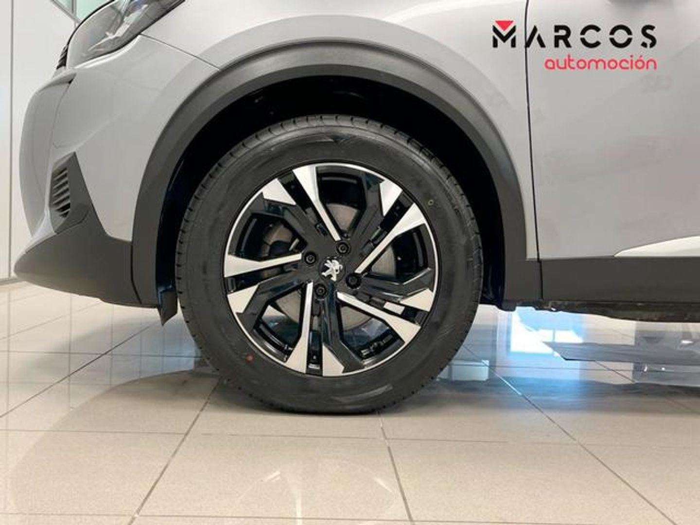 Peugeot 2008 PureTech 130 S&S Allure EAT8 96 kW (130 CV)