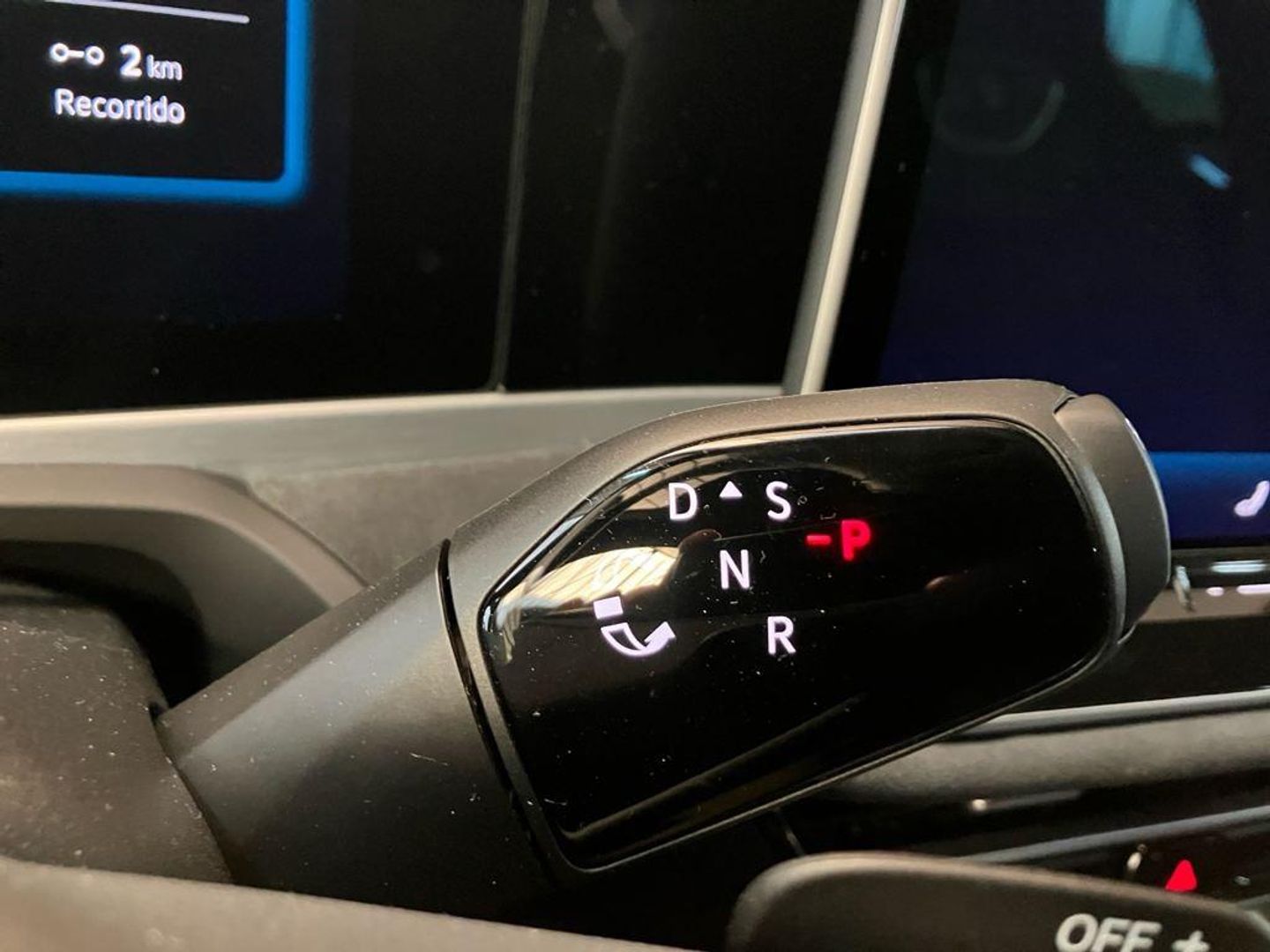 Volkswagen Passat Variant R-Line eHybrid PHEV 200 kW (272 CV) DSG