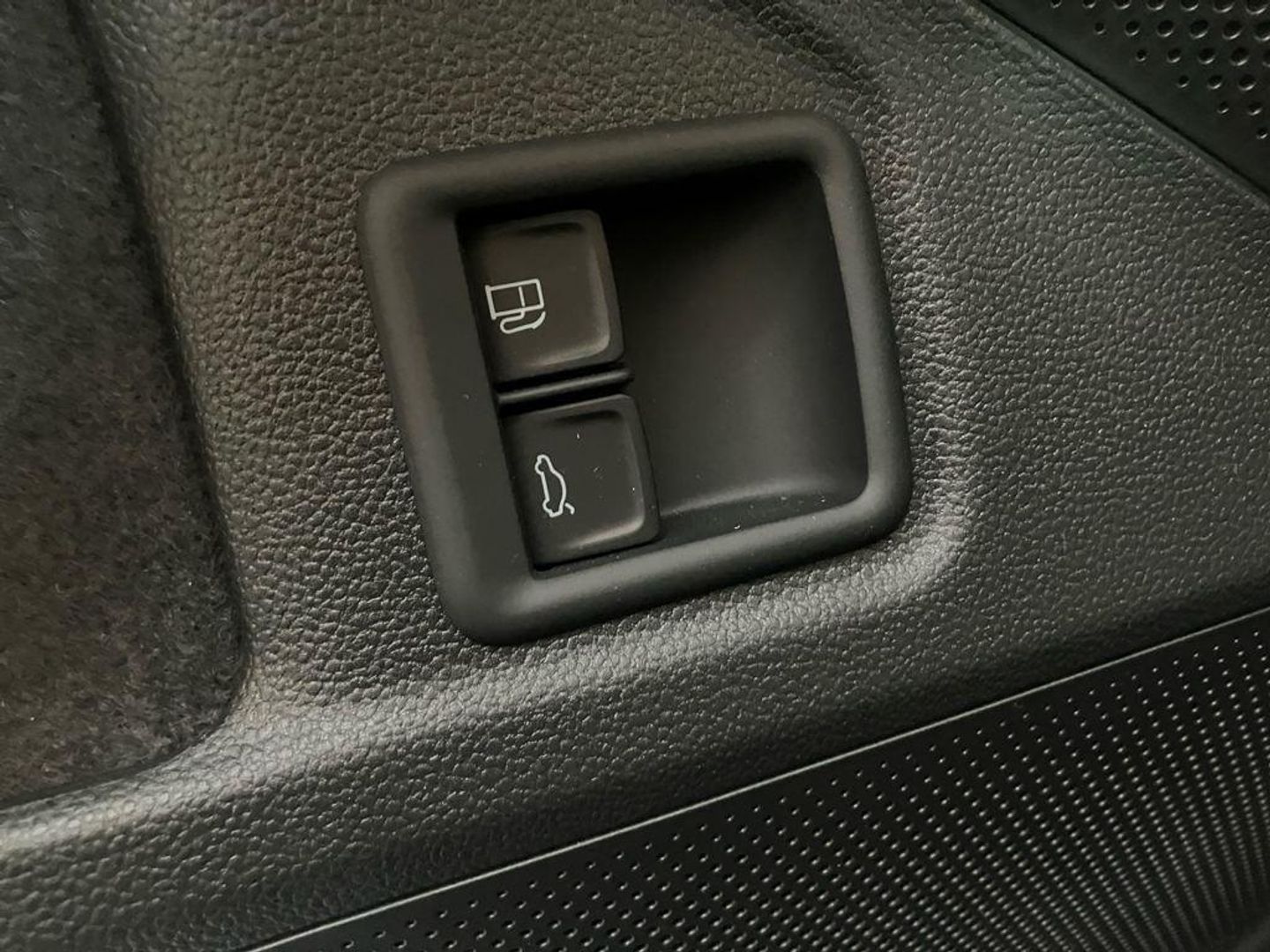 Volkswagen Passat Variant R-Line eHybrid PHEV 200 kW (272 CV) DSG