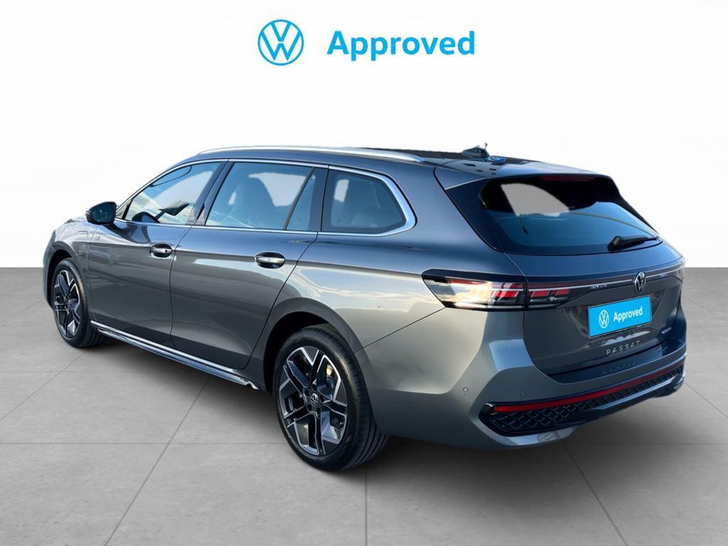 Volkswagen Passat Variant R-Line eHybrid PHEV 200 kW (272 CV) DSG