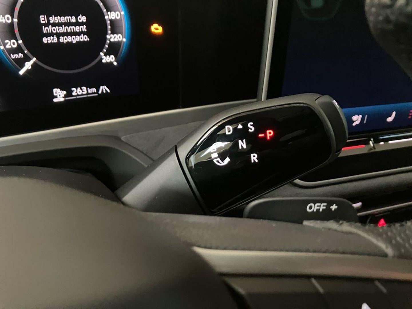 Volkswagen Passat Variant R-Line eHybrid PHEV 200 kW (272 CV) DSG