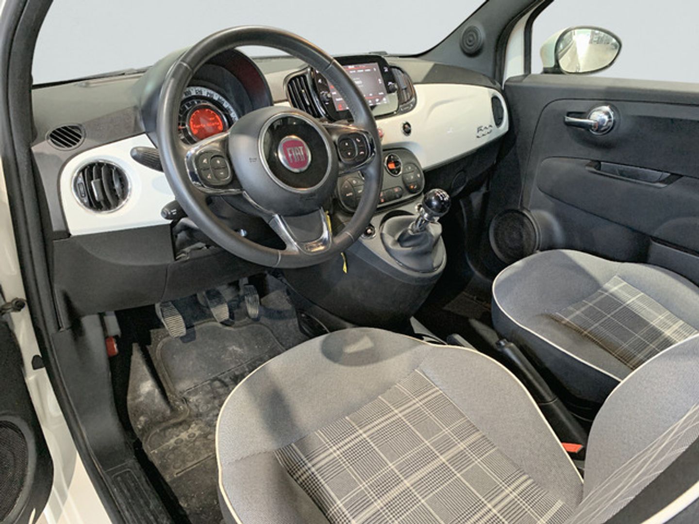 Fiat 500 1.0 6v GSE Lounge 51 kW (70 CV)