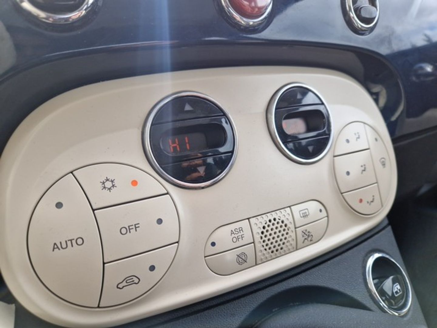 Fiat 500 1.0 Hybrid Dolcevita 51 kW (70 CV)