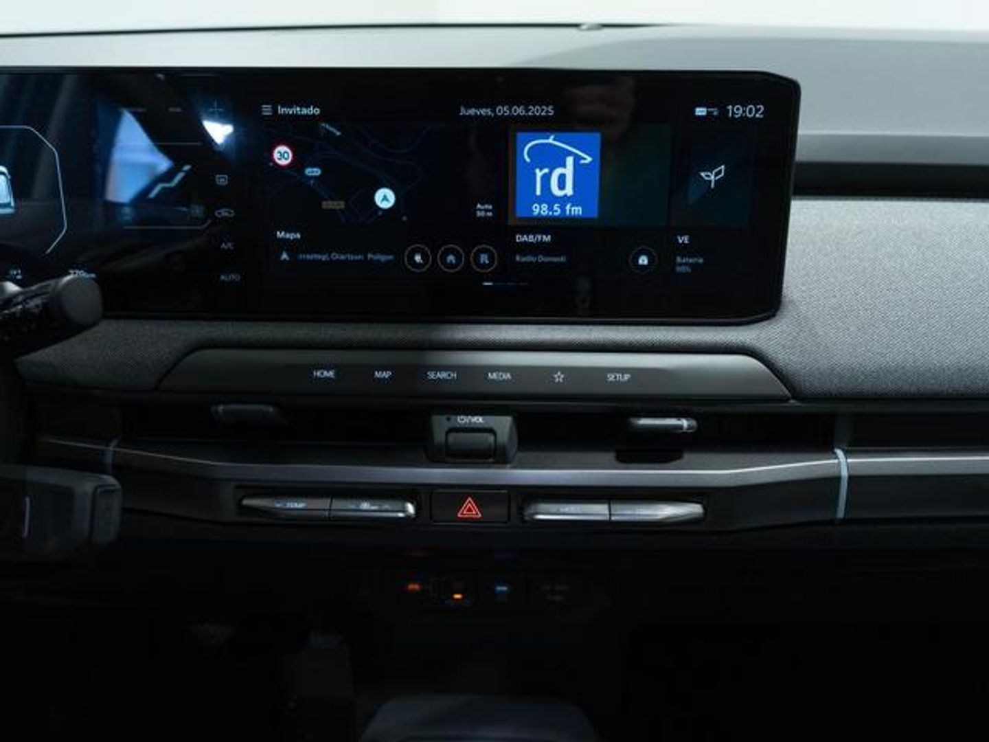 Kia EV3 Earth Standard Range 150 kW (204 CV)