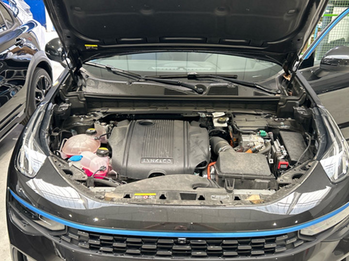 Lynk & Co 01 1.5 PHEV 6.6kW 192 kW (261 CV)