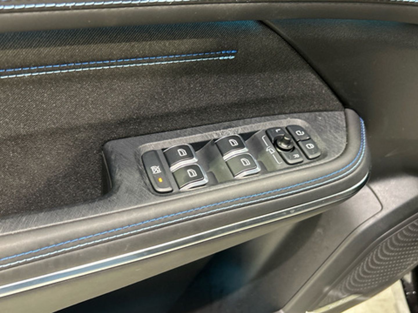Lynk & Co 01 1.5 PHEV 6.6kW 192 kW (261 CV)