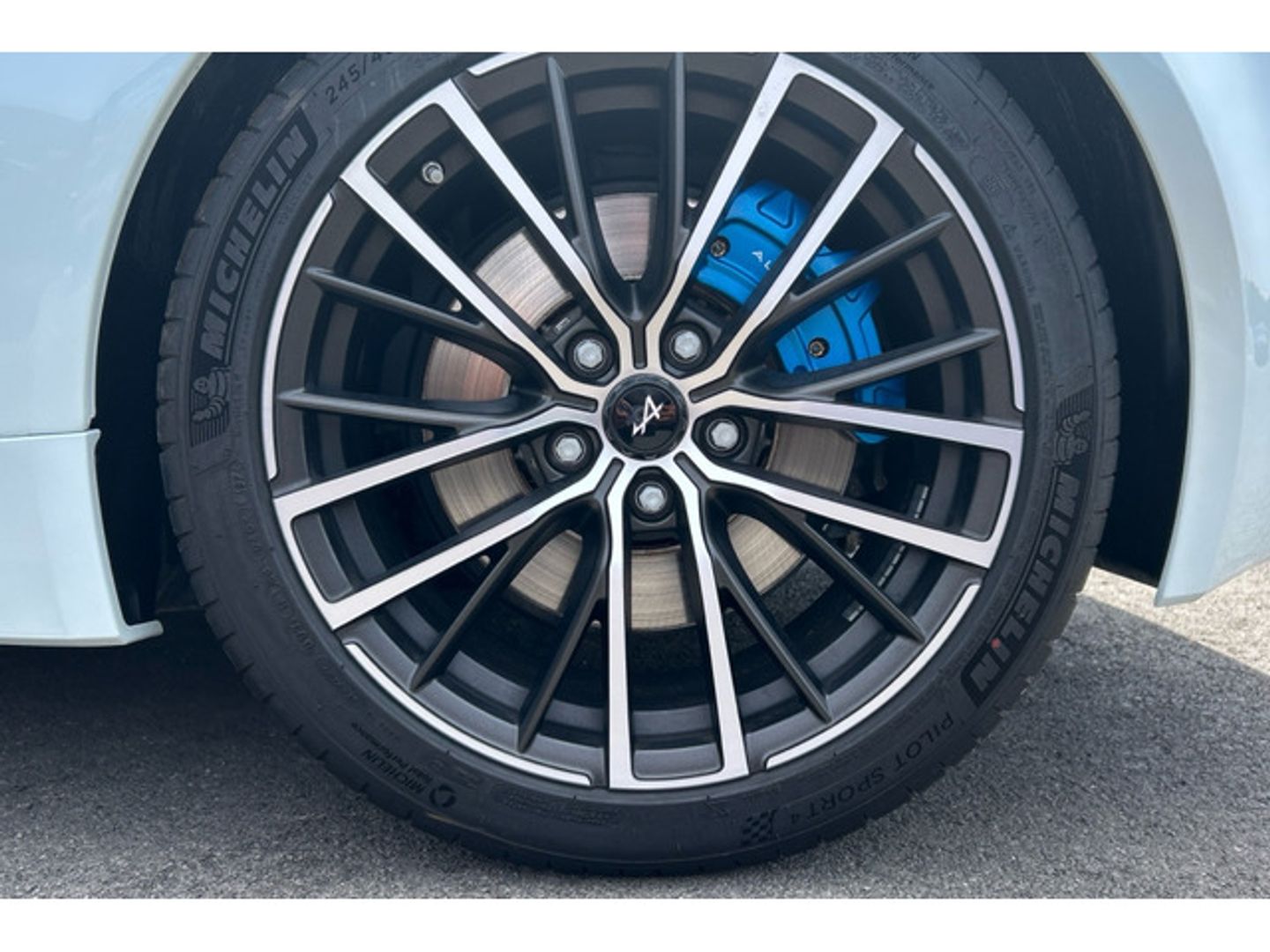 ALPINE A110 A110 S 221 kW (300 CV)