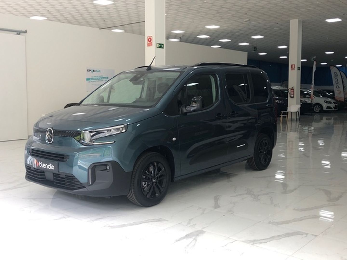 Citroen Berlingo BlueHDi 100 S&S Plus Talla M 75 kW (102 CV) Azul Minivan