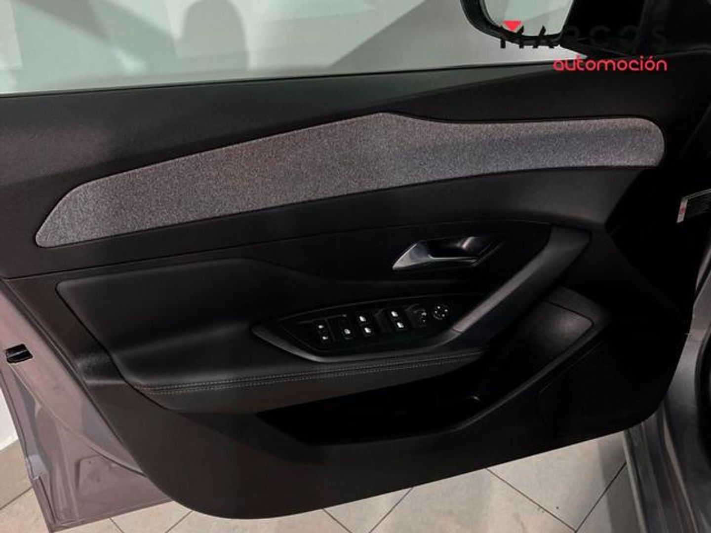 Peugeot 308 PureTech 130 S&S Allure EAT8 96 kW (130 CV)