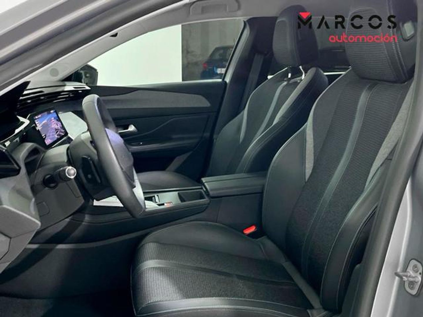 Peugeot 308 PureTech 130 S&S Allure EAT8 96 kW (130 CV)