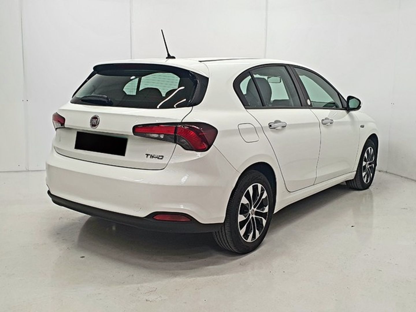 Fiat Tipo 1.3 Multijet Mirror 70 kW (95 CV)