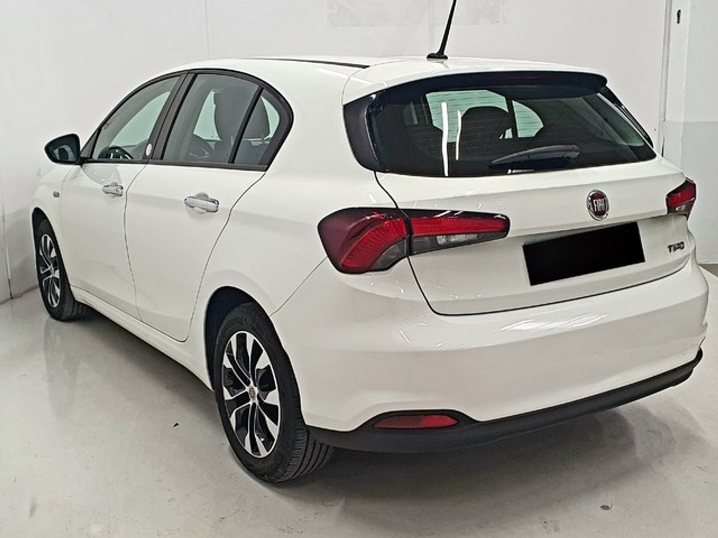 Fiat Tipo 1.3 Multijet Mirror 70 kW (95 CV)