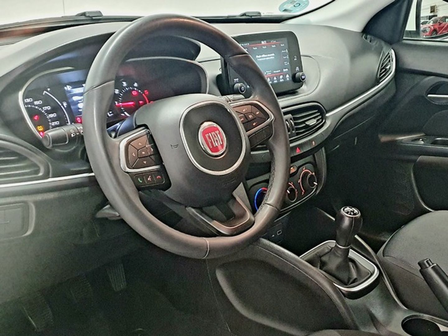Fiat Tipo 1.3 Multijet Mirror 70 kW (95 CV)